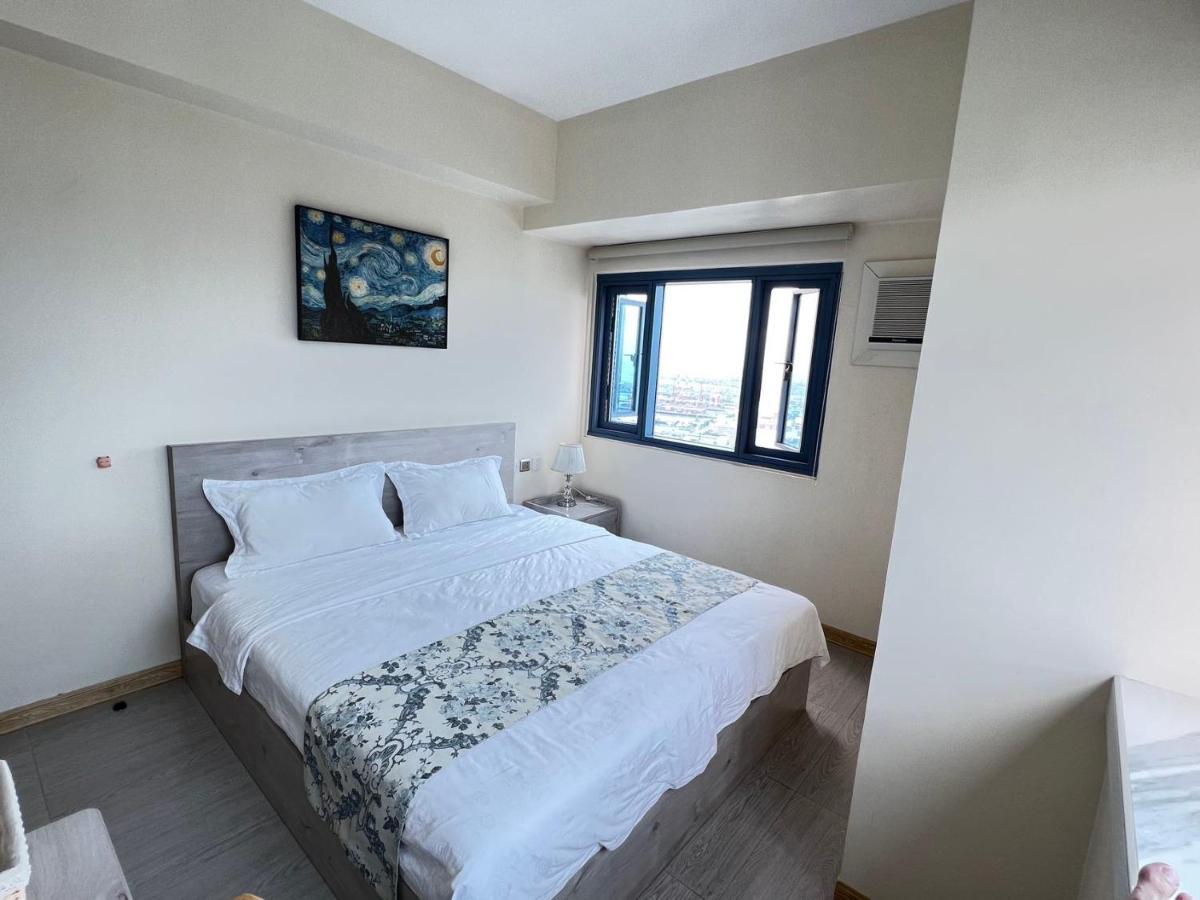 Grand Riviera Suites Manila Exteriör bild