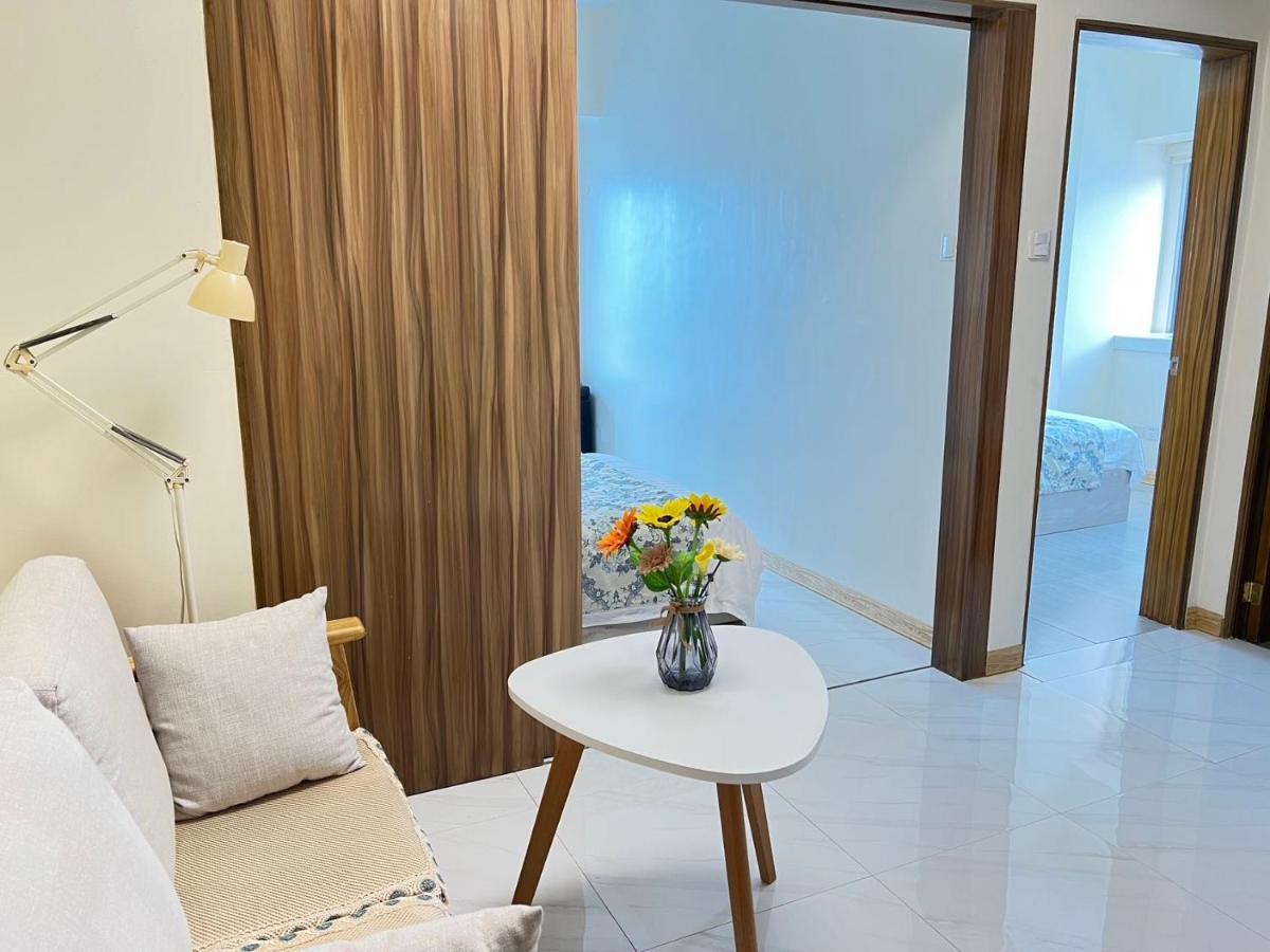 Grand Riviera Suites Manila Exteriör bild