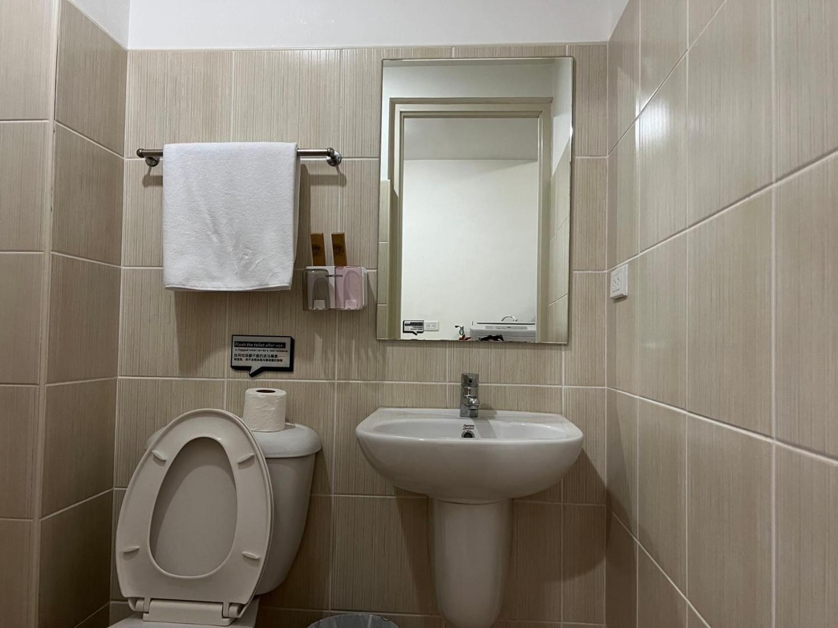 Grand Riviera Suites Manila Exteriör bild