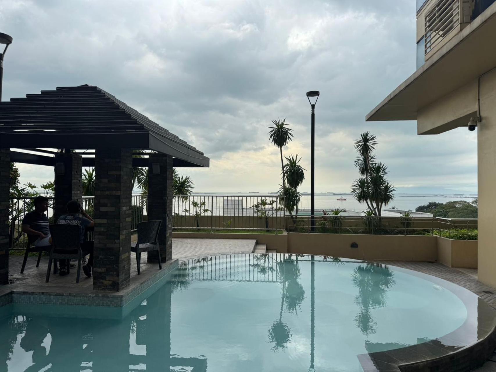 Grand Riviera Suites Manila Exteriör bild