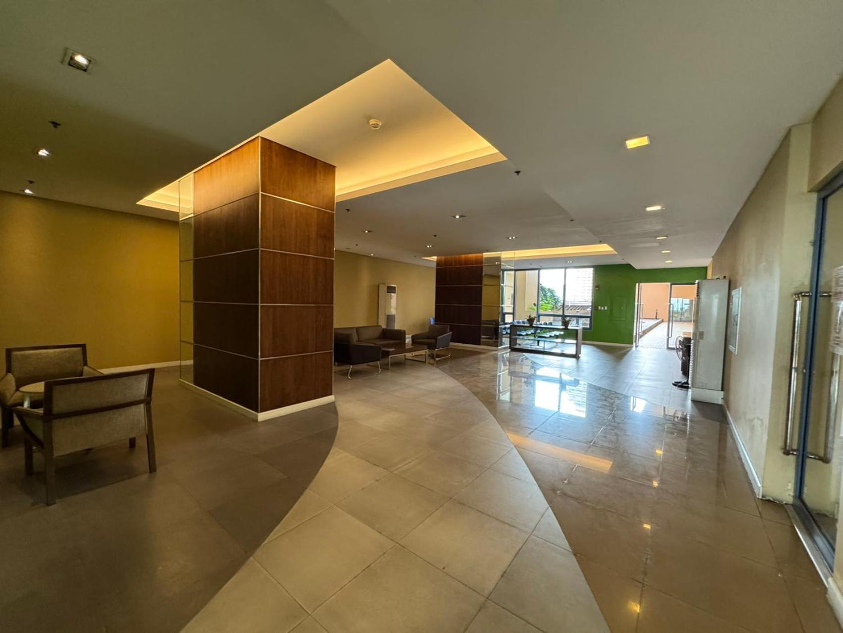 Grand Riviera Suites Manila Exteriör bild