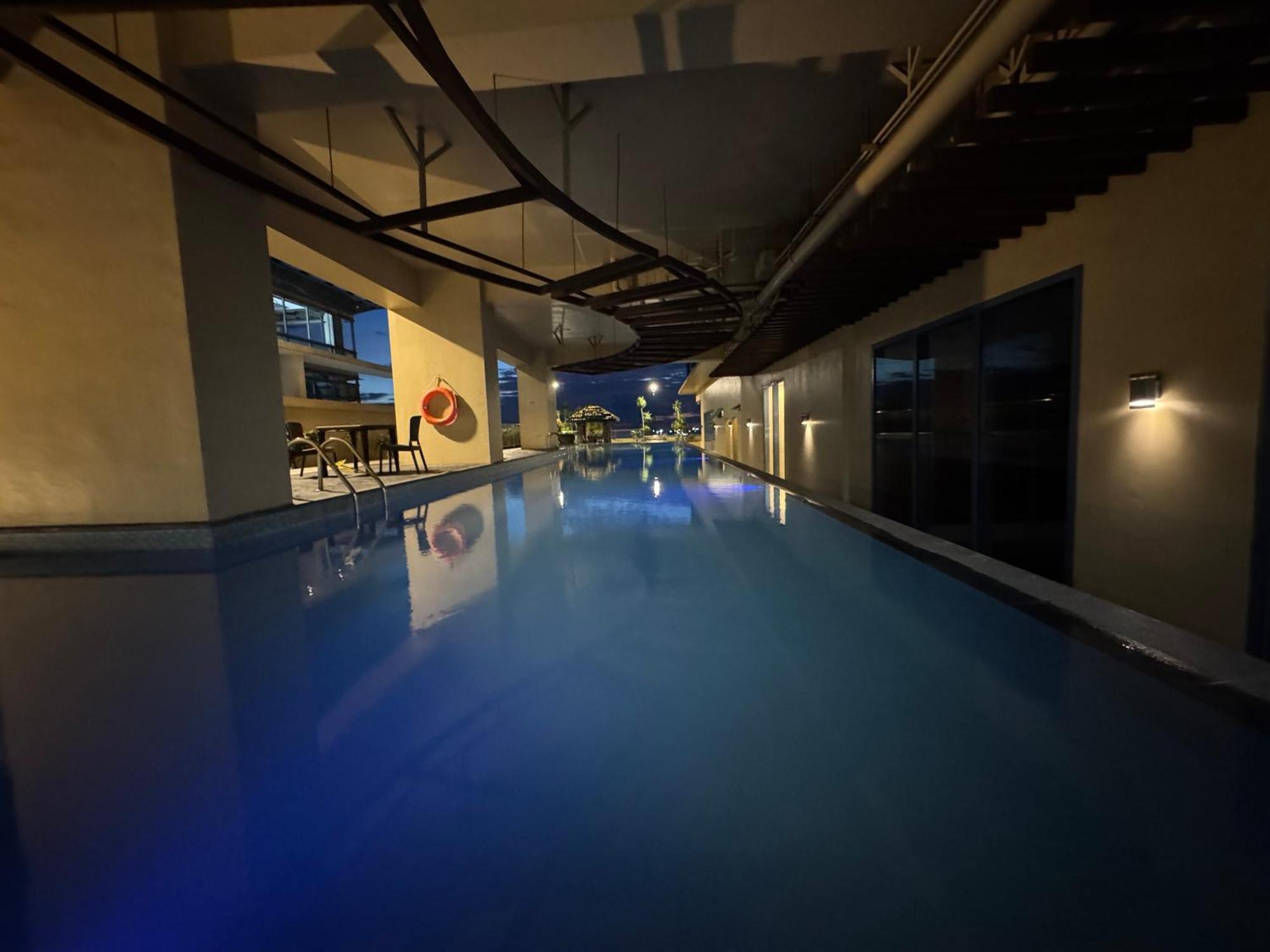 Grand Riviera Suites Manila Exteriör bild